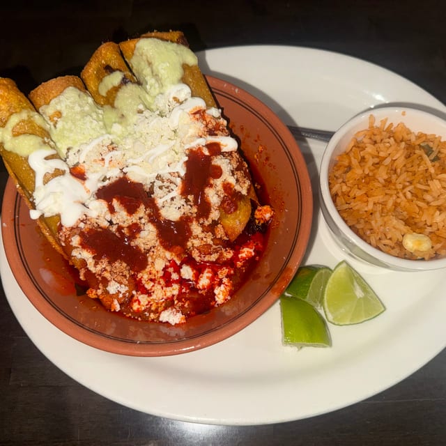 Taquitos Fritos De Birria.