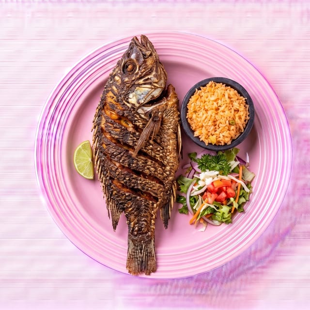 Mojarra Frita (Fried Tilapia).